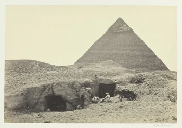 Steingraver og Belzonis pyramide, Gizeh, 1857.