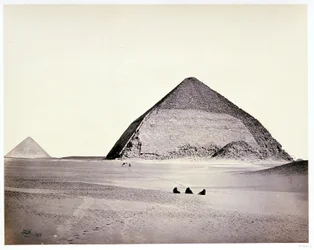 Pyramidene i Dahshoor, sett fra sørvest