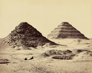 Pyramidene i Sakkara. Fra nordøst.
