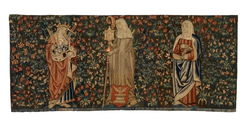 Mille fleurs-teppe, alterfront, som viser tre helgener, St Anne, St Clare og St Euphemia, laget ca. 1500, fransk eller flamsk (ull)