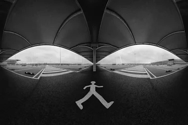 Monokrom parkeringsperspektiv