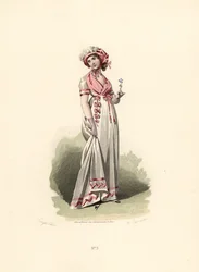 Kvinne i hvit kjole, rosa fichu og corsage.