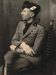 Album MVSN - Svartskjorter: Augusto Turati i militsuniform