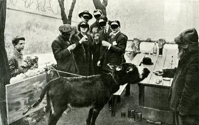 Feire bløff: På Salon des Independants i 1910 ble det presentert et maleri signert av "Excessive Futurist Painter" Boronali, med tittelen "Et le soleil fallt asleep sur l"Adriatic", som var en stor suksess. Lerretet hadde faktisk blitt malt vha. en