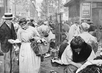 Hawker blant kjøperne og selgerne, Les Halles, Paris, 1896