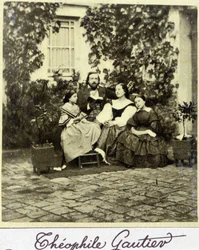 Portrett av Théophile Gautier (1811 - 1872) i familien.