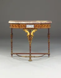 En Napoleon III-konsoll, på Jakobs vis, av Maison Millet, Paris, ca. 1865 (ormolu-montert jaspisvarer, mahogni og marquetry) (se også 362842-362843)