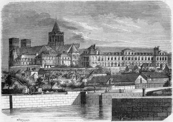 Architecture: view of the Abbey aux Dames (around 1060) and the Church of the Holy Trinity (Romanesque style). Caen, Calvados (14)