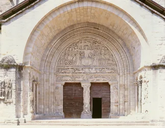 Sørportalen, 1100-1200-tallet