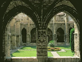 Klosterhagen, sett fra et av galleriene, 1272-1340