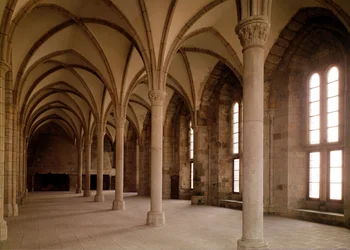Salle des Hotes, innvendig utsikt over klosteret