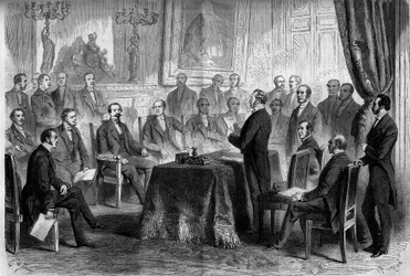 Tredje republikk: møte i statsrådet ved Tuileriene i nærvær av Napoleon III (1808-1873) og baron Eugene Georges Haussmann, prefet i Paris (1809-1891). Gravering i "" Le Monde Illustré"" nr. 291 av 8. november 1862.