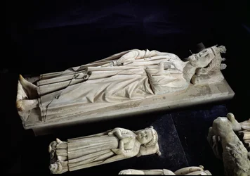 Gravene til Robert II (ca. 970-1031) den fromme og Jean I (f & d 1316) den posthume, 1200-1300-tallet