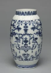Vase, Saint Cloud Porselensfabrikk, ca. 1695-1700