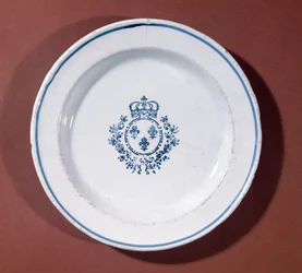 Versailles kjøkkenplate, Saint-Cloud-produksjon (fajanse)