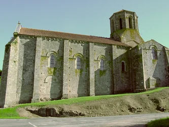 Utsikt over St. Peter-kirken