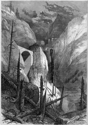 Utsikt over uren og fortet Finstermunz (1471). Tyrol, Sveits
