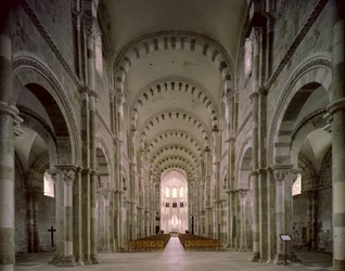 Utsikt over interiøret, 1120-50