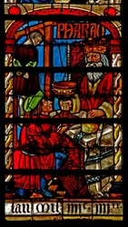 Vindu w234 som viser en scene fra historien om Joseph: butleren gjeninnsatt og bakeren blir hengt