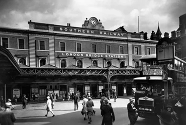 London Bridge Station, Southwark, London, c1920-c1930.