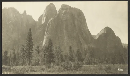Cathedral Rocks, 2600 fot