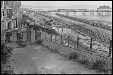 Stranden ved Shanklin, som viser stillas fra Admiralty
