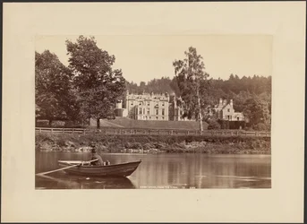 Abbotsford, sett fra elven