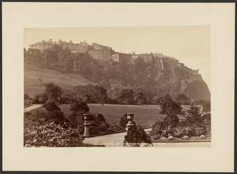Edinburgh Castle fra West Princes Street Gardens