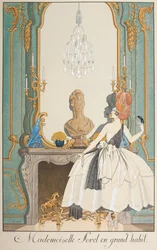 Mademoiselle Sorel i stor vane. En kvinne som står foran en peis.