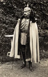 Portrett av den tyske keiseren Wilhelm II i 1913 (foto)