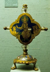 Relikvieskrin av Henry II kjent som den hellige, keiseren av Det hellige romerske rike (973-1024) (kanonisert i 1200). Laget i e-post, krystall, kobber, sølv og gull. 1170 ca. Fra Niedersachsen, Saint Michel d