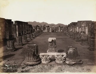 Generell utsikt over basilikaen, østsiden, Pompeii