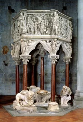 Sekskantet prekestol med dramatiske relieffer, ca. 1297