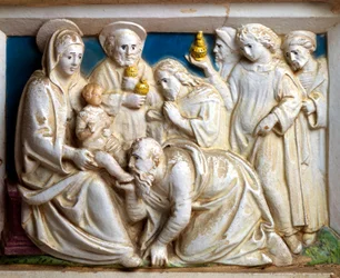 Adoration of the Magi, detalj fra Predella of Last Judgment, av Giovanni Della Robbia (1469-1529), San Girolamo-kirken i Volterra, Toscana