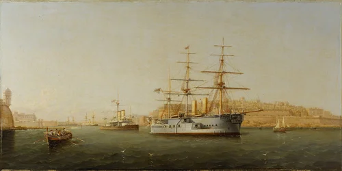Med skipet HMS #39;Alexandra#39; som forlater Malta, er bygningene i Valletta (Valletta) svært detaljerte til høyre. Olje på tre av Girolamo Gianni (1837-1895)