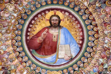 Padua dåpskapell. Takfresker fra 1300-tallet av Giusto de Menabuoi. Paradiset. Velsignelse av Kristus med engler, patriarker, profeter og helgener. Detalj. Padua, Italia. (foto)