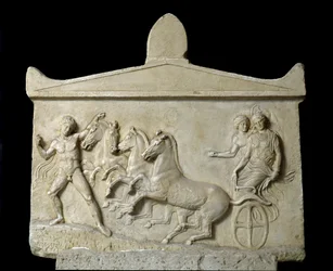 Gresk kunst: relieff dedikert til Hermes og nymfene: Quadrige of Echelos som fjerner Basilikum. 420-410 f.Kr. Athen, Nasjonalt arkeologisk museum