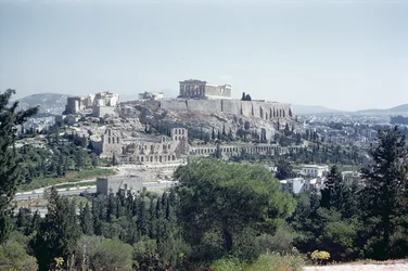 Vestutsikt over Akropolis, bygget ca. 600 f.Kr.-450 f.Kr