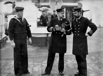 En melding til kapteinen på slagskipet HMS Magnificent, 1896