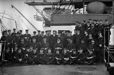 Admiral Lord Walter Kerr og hans offiserer på kvartdekket til flaggskipet hans, HMS Majestic, 1896.