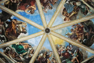 Fresker av Pier Francesco Mazzucchelli, kjent som Morazzone (1573-1626) og Giovanni Francesco Barbieri, kjent som Guercino (1591-1666), interiøret i Piacenza-katedralen, Emilia-Romagna, Italia