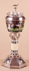 Kjærlig kopp og deksel, påført ornament med elfenbenstilk, ca. 1905-09 (sølv og emalje)
