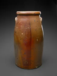 Churn, c. 1880-1905 (slipglasert steintøy)