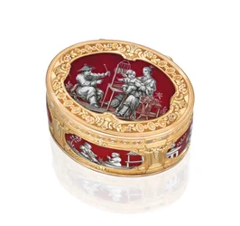 En Louis XV vari-farge snusboks, 1761/62