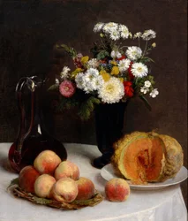 Stilleben med blomster, frukt og vinflasker