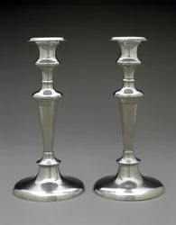 Et par lysestaker, ca. 1842–1847 (britannia)