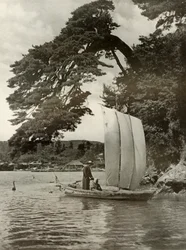På Matsushima Bay, 1910.