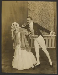 Aristokratisk ballett (Graf Lalongue med baronesse E. Rosin).
