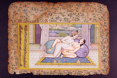 Erotisk scene i et luksuriøst boudoir, Rajasthani-miniatyrmaleri
