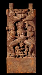 Indisk kunst: fremstilling av Mahamai, modergudinne, som føder. Trerelieff fra 1700-tallet, privat samling